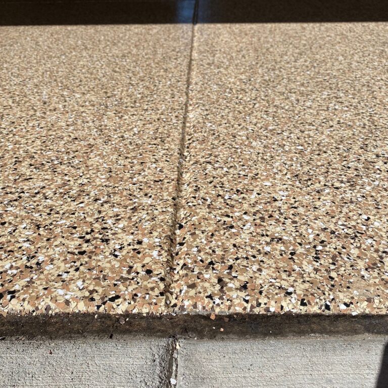 Sedona-Flake-Color-Closeup Garage Floor Masters Knoxville, TN