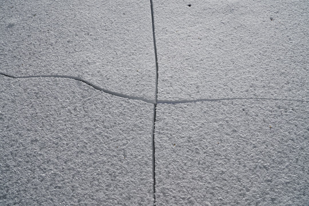 crack repair epoxy floors